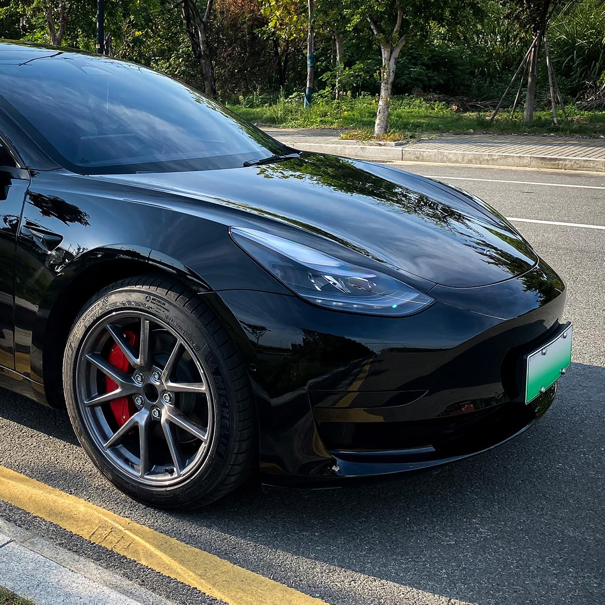 Weishine - Brake Caliper Covers Set of 4 Compatible with Tesla model 3 Accessories，2017-2023 18 Inch 19 Inch Wheel Hub Size Red Brake Caliper Covers Model 3 Caliper Covers (red)